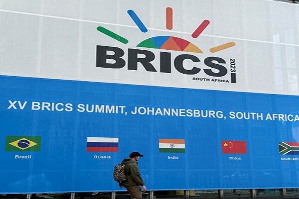 İranlı uzman: BRICS'in uyumu Batı'yı endişelendiriyor