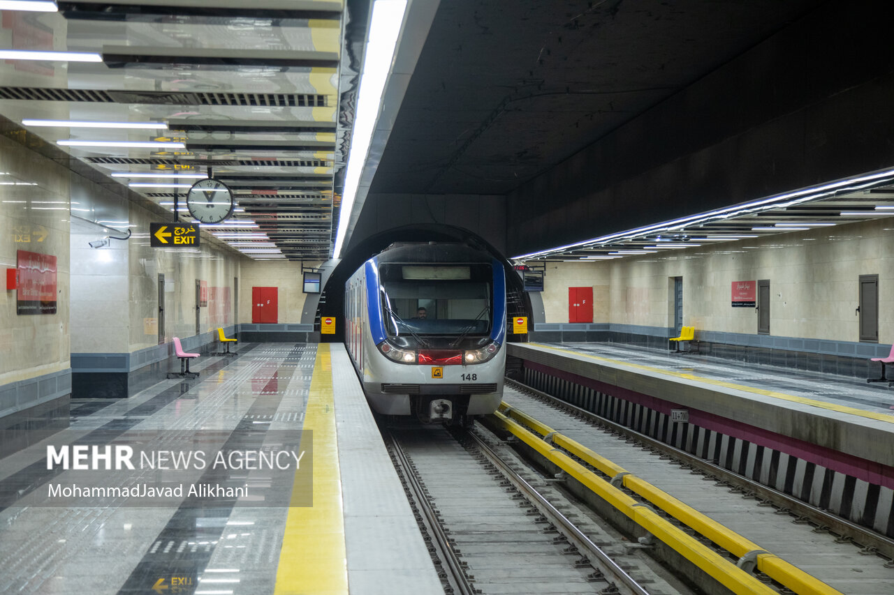 میانگین افتتاح ایستگاه‌های شبکه مترو طی ۲۵ سال گذشته