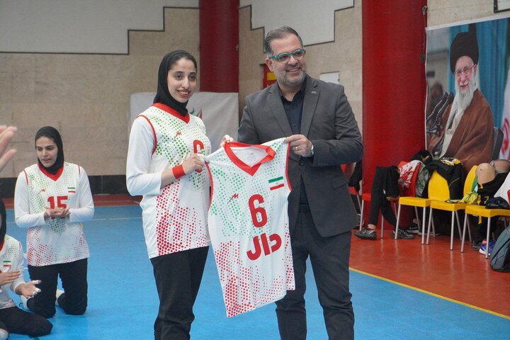 لباس ملی پوشان والیبال نشسته بانوان رونمایی شد
