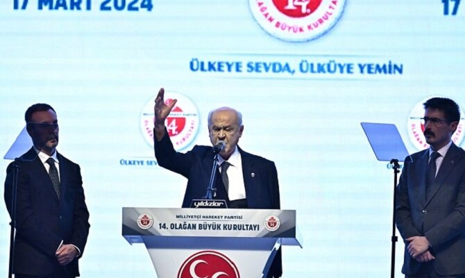 Bahçeli yeniden MHP Genel Başkanı seçildi Bahçeli yeniden MHP Genel Başkanı seçildi