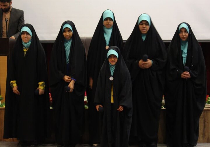 همایش «مردان بیادعا و زنان تاریخساز» در شیراز برگزار شد