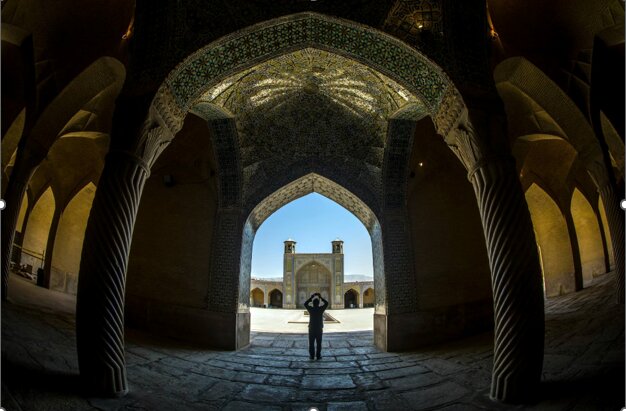 Journey Through Iran: VOI Diverse Group Tours Await!