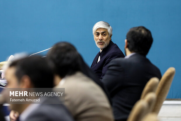 کیومرث هاشمی وزیر ورزش در جلسه شورای عالی سلامت و امنیت غذایی