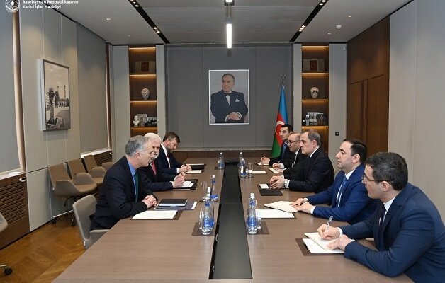 Azerbaycan ve ABD arasında görüşme