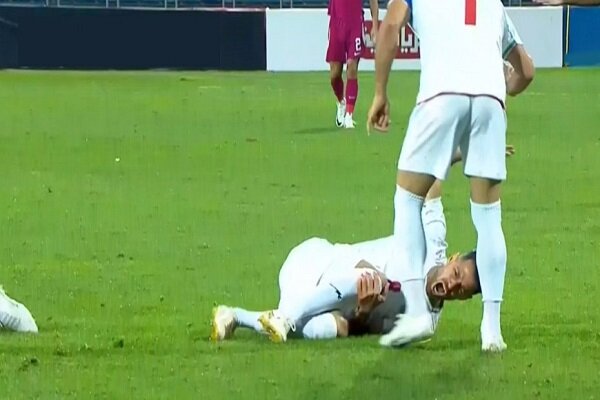 دلخوری دو مدافع پرسپولیس و تراکتور از قلعهنویی