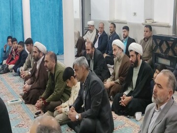 بقعه متبرکه امام‌زاده هاجره خاتون میزبان مسافران نوروزی است