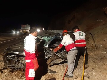 برخورد پراید با شتر در محور طرود_بیارجمند/۲ نفر جان باختند