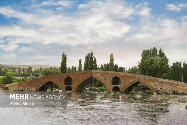 پل میربها اولین مسیر ارتباطی به کردستان