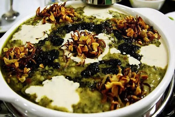 İran'ın farklı kentlerindeki en lezzetli iftar yemekleri