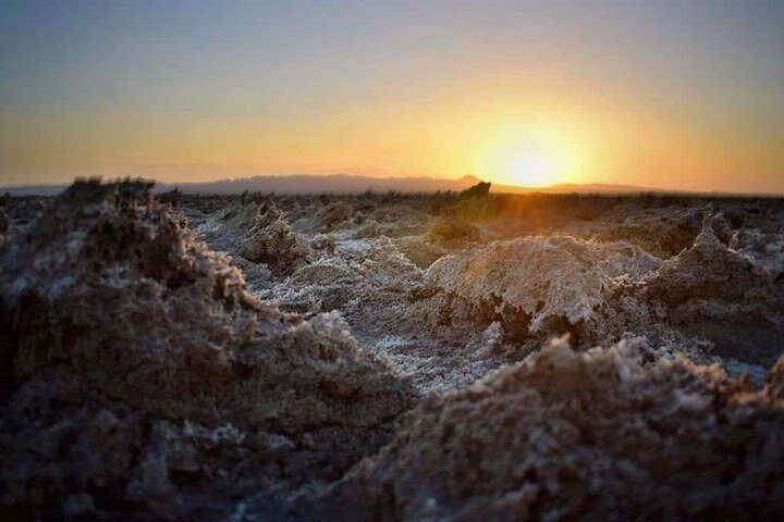 نمک سیاه را در کویر طبقه ببینید + عکس 4