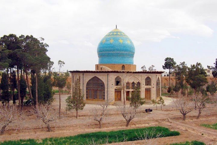 غار اژدها و کارگاههای عبابافی در شهری ۳ هزار ساله در دل کویر