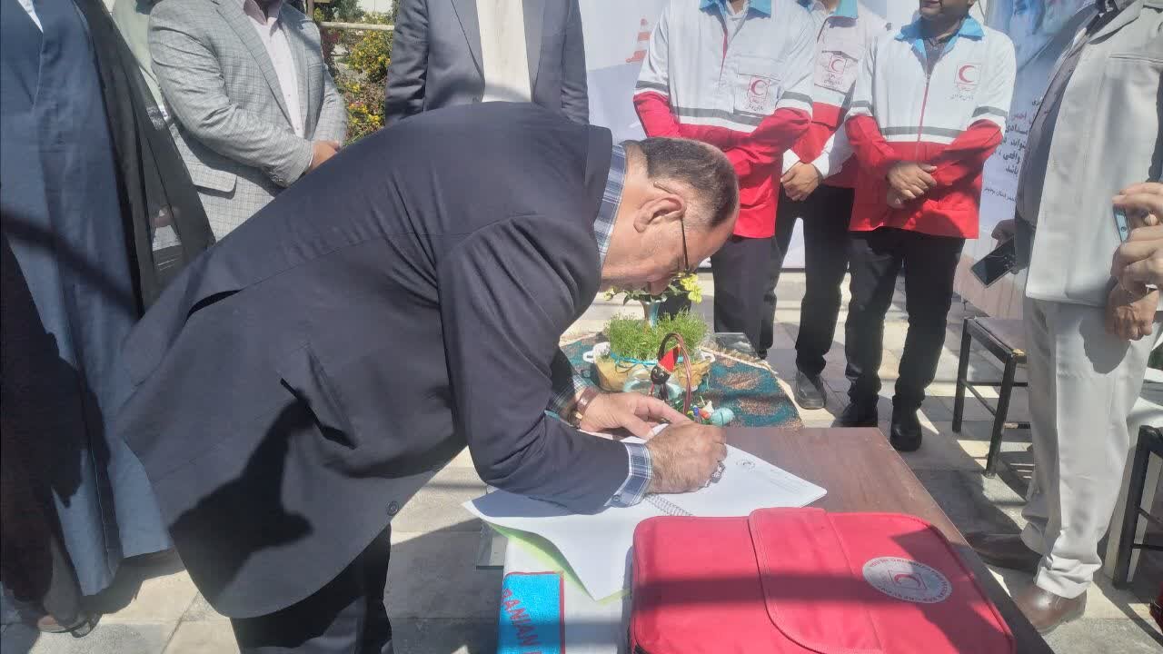 جمعیت هلال احمر گناوه آماده ارائه خدمات به مسافران و گردشگران