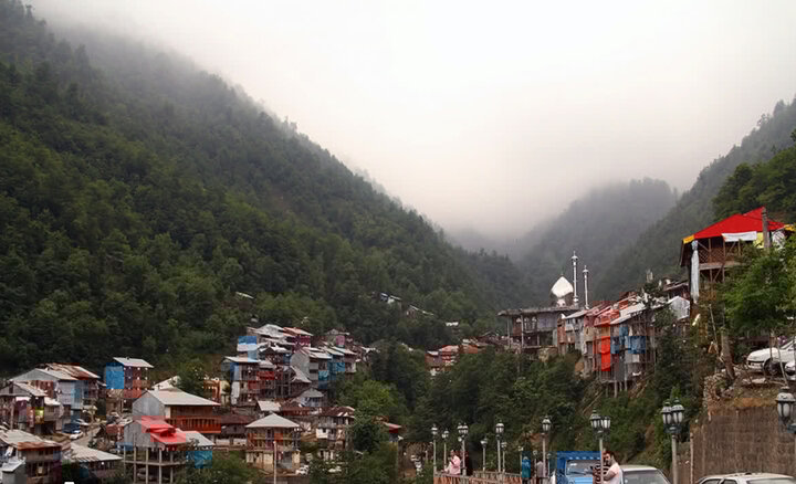 امامزاده ابراهیم و اسحاق (ع) نگینی در دل جنگل های هیرکانی شفت