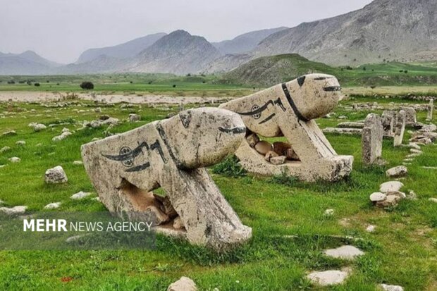 «دشت سوسن ایذه» از طبیعت جذاب تا وجود روستاهای معروف