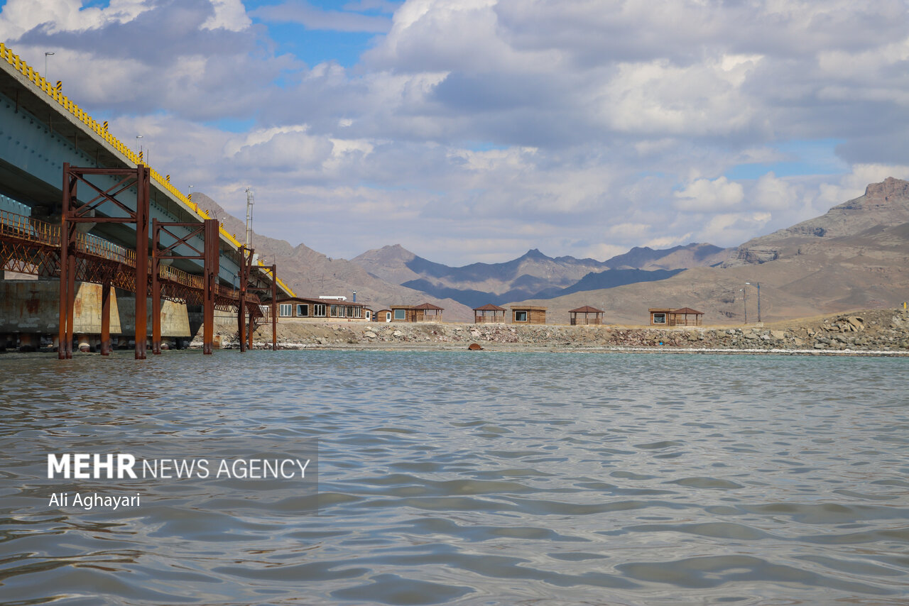 تراز دریاچه ارومیه به ۱۲۷۰.۶۰ متر رسید/لزوم تغییر الگوی کشت