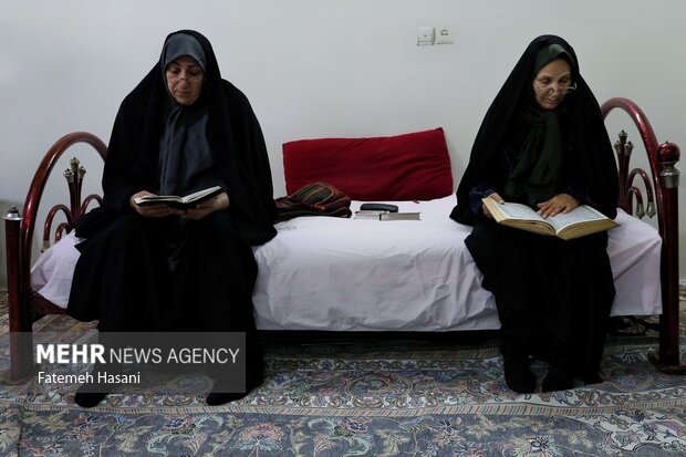 گھروں میں قرآن خوانی کی محفلوں کا انعقاد، ایک قدیم ایرانی روایت
