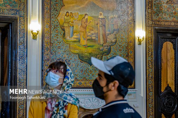 کاخ مرمر یکی از کاخهای تاریخی تهران که در سال ۱۳۱۳ به دستور رضاشاه پهلوی تأسیس شده است. این اثر بهعنوان یکی از آثار ملی ایران به ثبت رسیده است