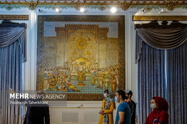 کاخ مرمر یکی از کاخهای تاریخی تهران که در سال ۱۳۱۳ به دستور رضاشاه پهلوی تأسیس شده است. این اثر بهعنوان یکی از آثار ملی ایران به ثبت رسیده است