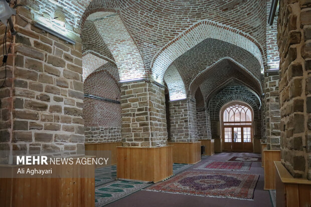 محراب حریری مسجد جامع ارومیه در چشم جهانی