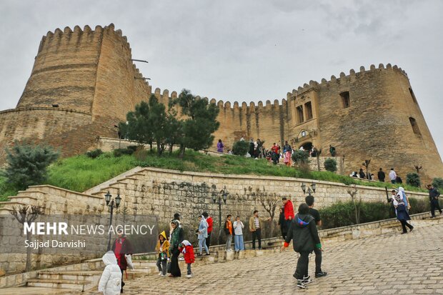 از ثبت سند توسعه صنایع دستی تا تهیه پیشنویس نقشه راه گردشگری 8