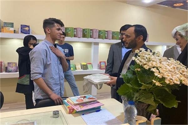 کدام چهرهها تا کنون از نمایشگاه قرآن بازدید کردهاند؟