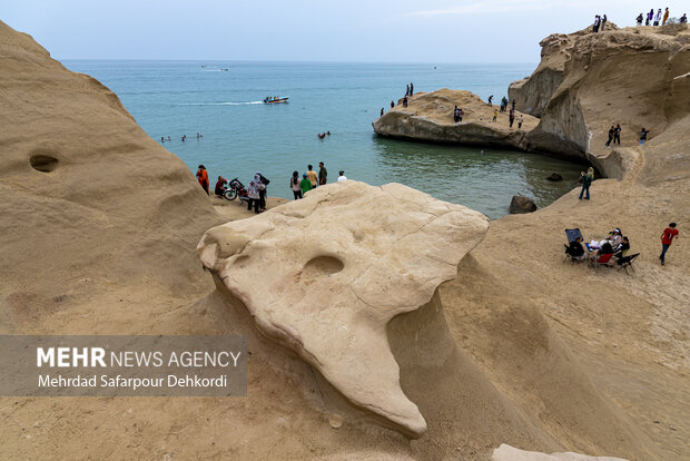 سواحل بنود پذیرای گردشگران نوروزی