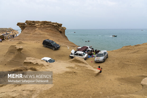 سواحل بنود پذیرای گردشگران نوروزی