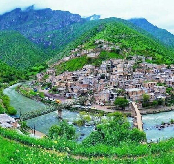 تعدد جاذبههای طبیعی در سروآباد زمینهساز جذب گردشگران