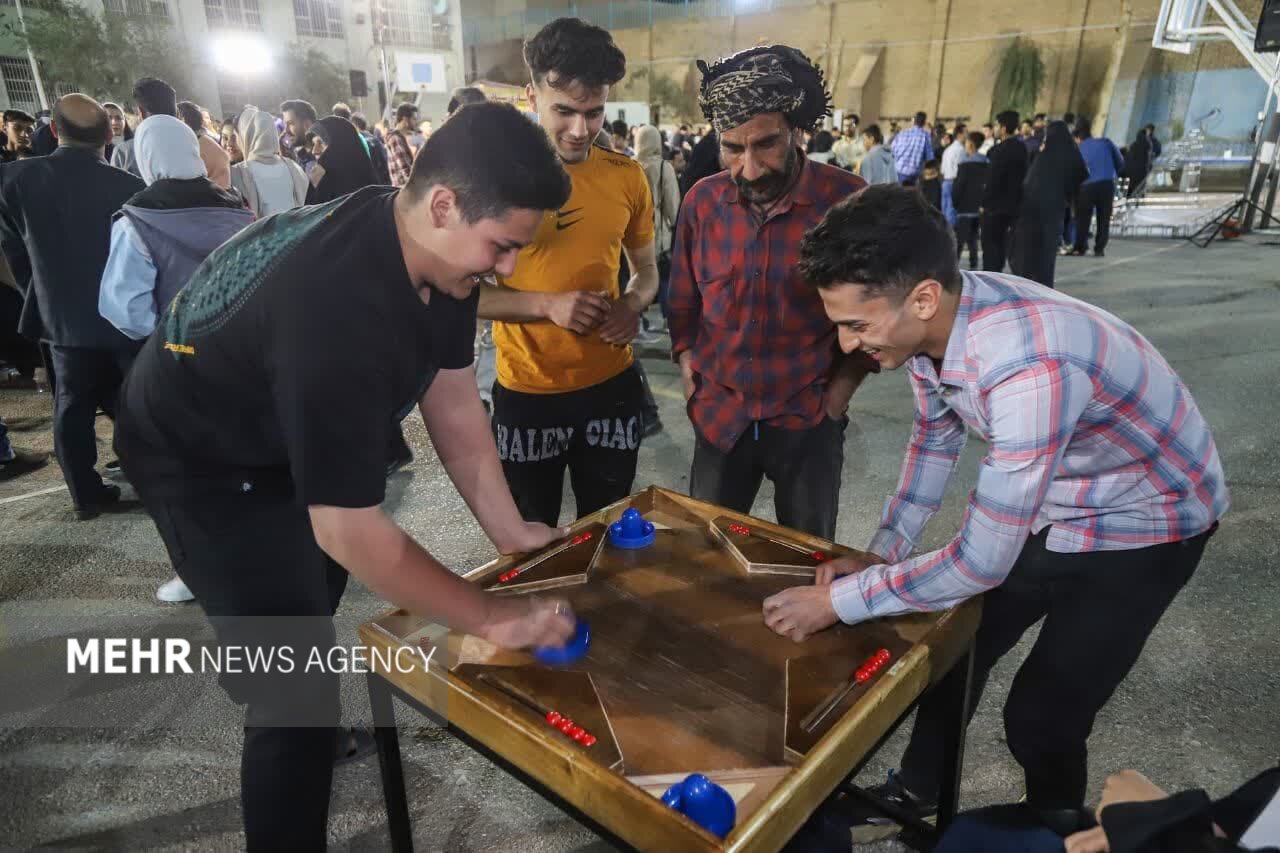 ثبت ۶ شب خاطرهانگیز در شهر جهانی/بارندگی شادراه نور را تعطیل کرد