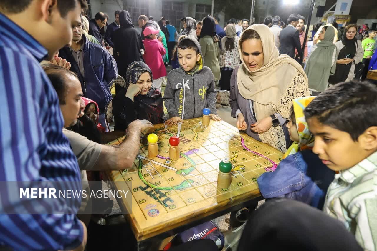 ثبت ۶ شب خاطرهانگیز در شهر جهانی/بارندگی شادراه نور را تعطیل کرد