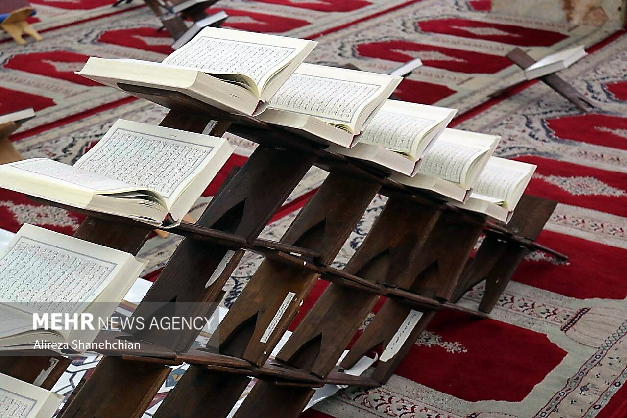 محفل انس با قرآن در بندر شیرینو