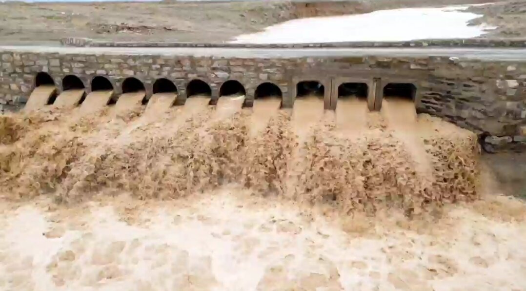 تصاویری از وقوع سیلاب در ماسوله رودخان فومن
