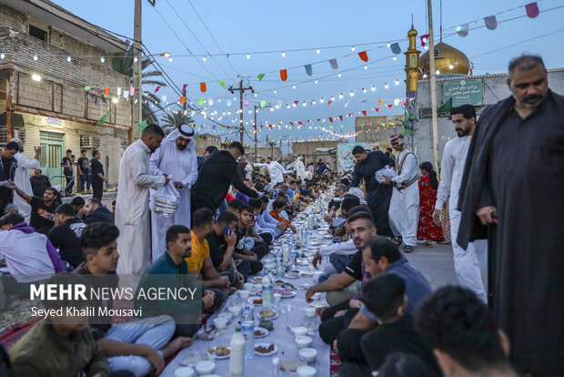 سفره افطاری ۲۰۰ متری در اهواز