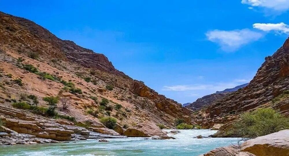 سمیرم شهر چشمههای جوشان و آبشارهای زیبا