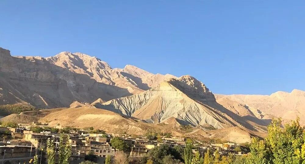 سمیرم شهر چشمههای جوشان و آبشارهای زیبا