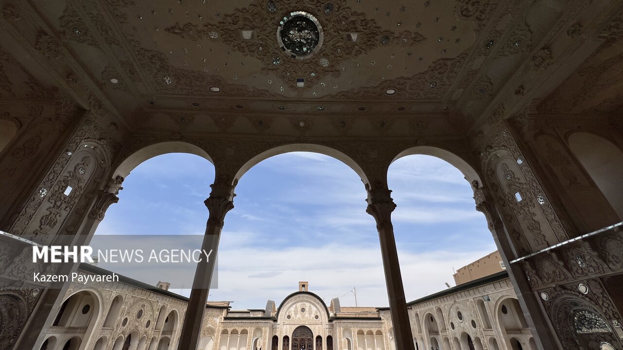 کاشان در آستانه گسست هویتی؛ وارث 7800 سال تمدن قربانی معماری بیریشه 4