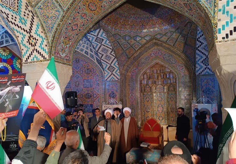 تجمع اعتراض‌آمیز مردم شیراز در محکومیت جنایات اسراییل