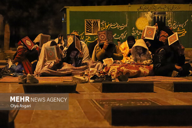 مراسم احیای شب نوزدهم ماه رمضان در امامزاده عبدالله گرگان