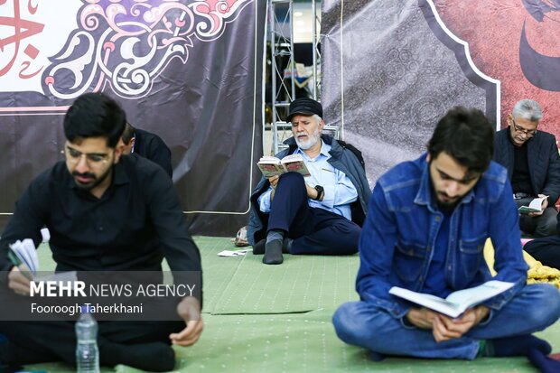 مراسم احیای شب نوزدهم در مصلی تهران