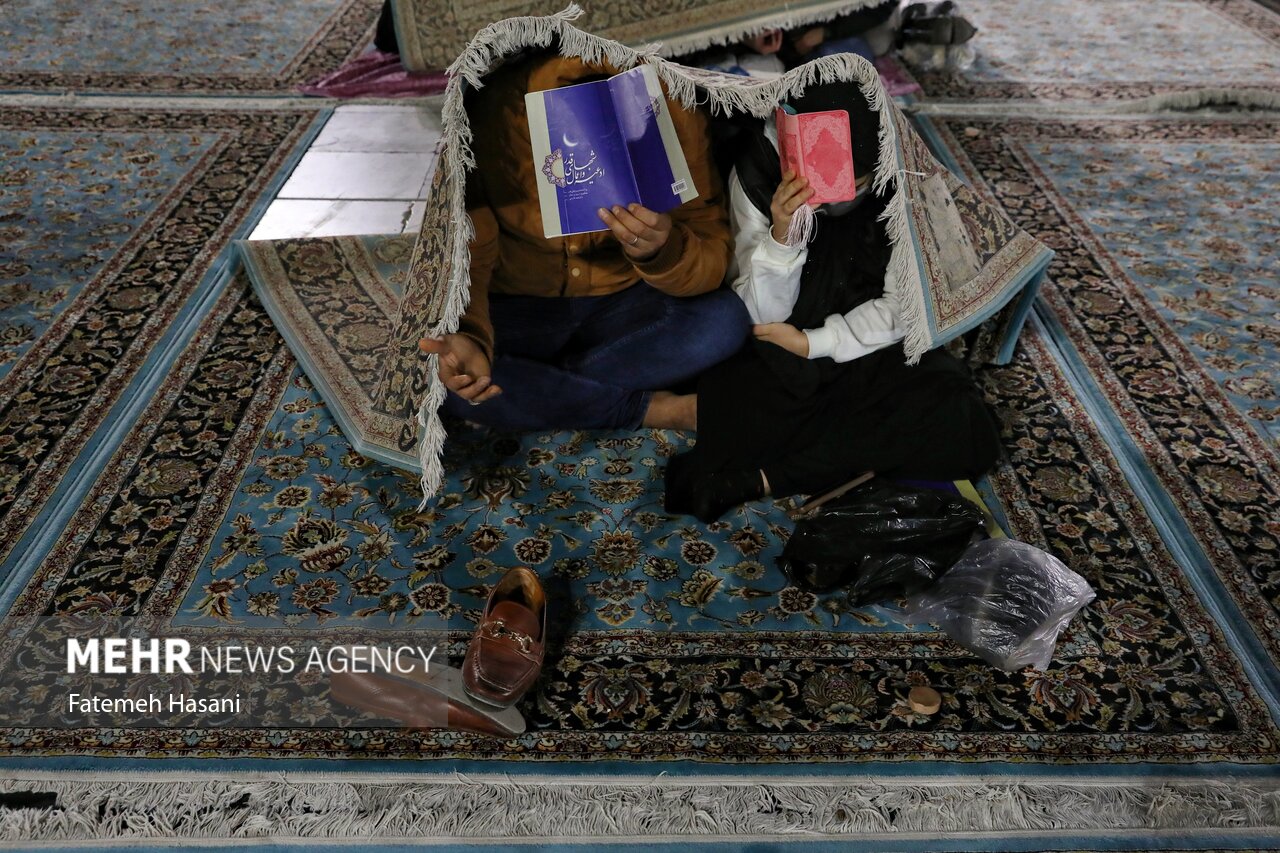 مراسم معنوی احیای شب نوزدهم ماه رمضان در استان تهران برگزار شد