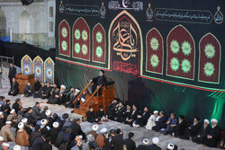 مراسم احیای شب بیست و یکم ماه مبارک رمضان  در حرم امام خمینی (ره)