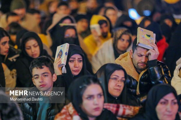 مراسم احیای شب بیست و یکم رمضان - اردبیل