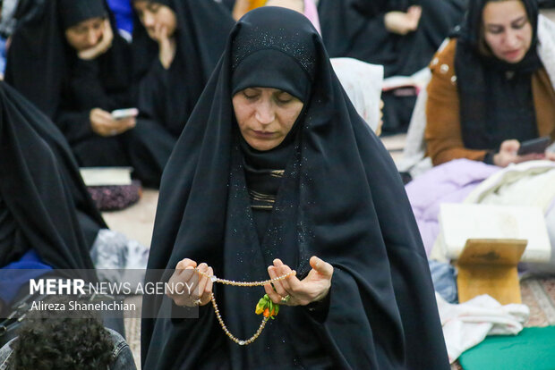 مراسم احیا دومین شب قدر در رشت