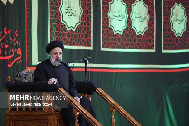 حرم امام خمینیؒ میں شب قدر کے اعمال، ایرانی صدر کی خصوصی شرکت
