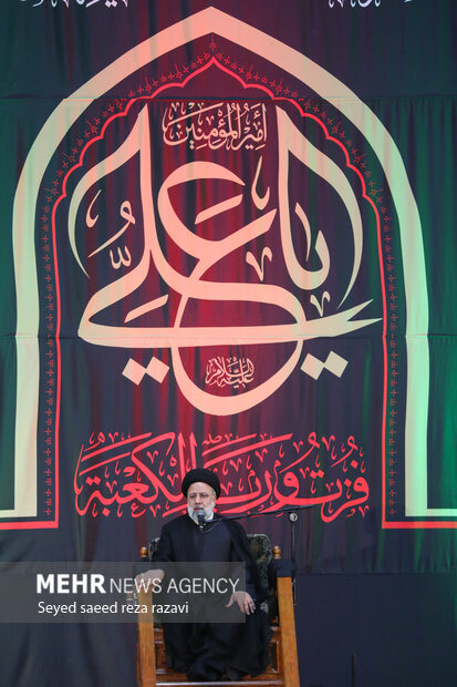 مراسم احياء ليلة الـ21 من شهر رمضان المبارك في مرقد الامام الخميني (رض)