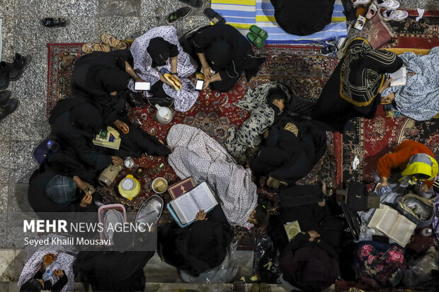 مراسم احیا شب بیست و یکم ماه مبارک رمضان در اهواز