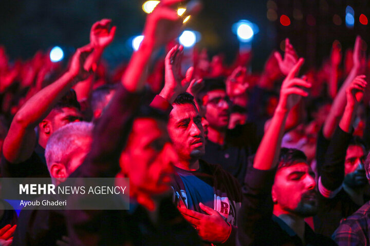 سمنان در شب نوزدهم؛ احیاگران به یاد مولای متقیان آئین احیای نوزدهم در استان سمنان برگزار شد