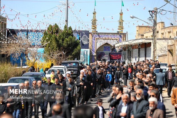 دسته عزاداری شهادت حضرت علی (ع) حسینیه اعظم زنجان دسته عزاداری شهادت حضرت علی (ع) حسینیه اعظم زنجان
