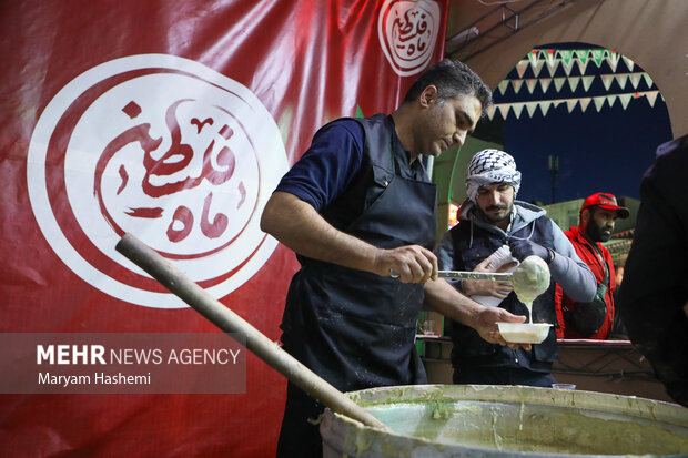 ماه فلسطین ویژه برنامه ضیافت افطار ساده فلسطینی برای حمایت از مردم مظلوم فلسطین است که از چهارشنبه ۸ الی ۱۷ فروردین ۱۴۰۳ در میدان فلسطین برگزار می شود