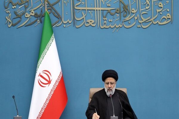 الرئيس الإيراني: جريمة الصهاينة الجبانة لا تمر دون رد